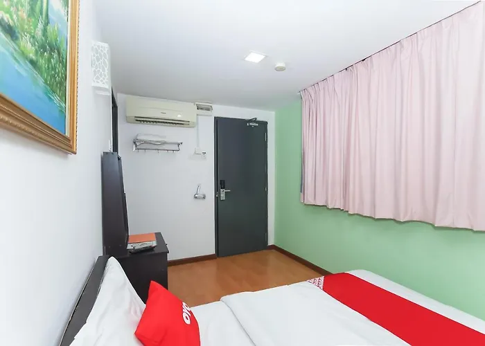 Super Oyo 90345 Tm Hotel