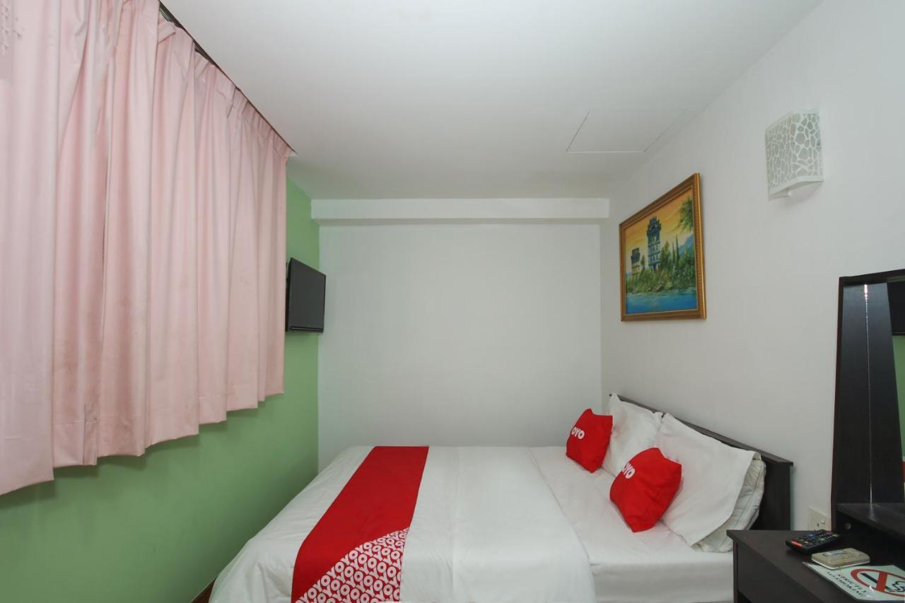Hotel Super Oyo 90345 Tm 2*